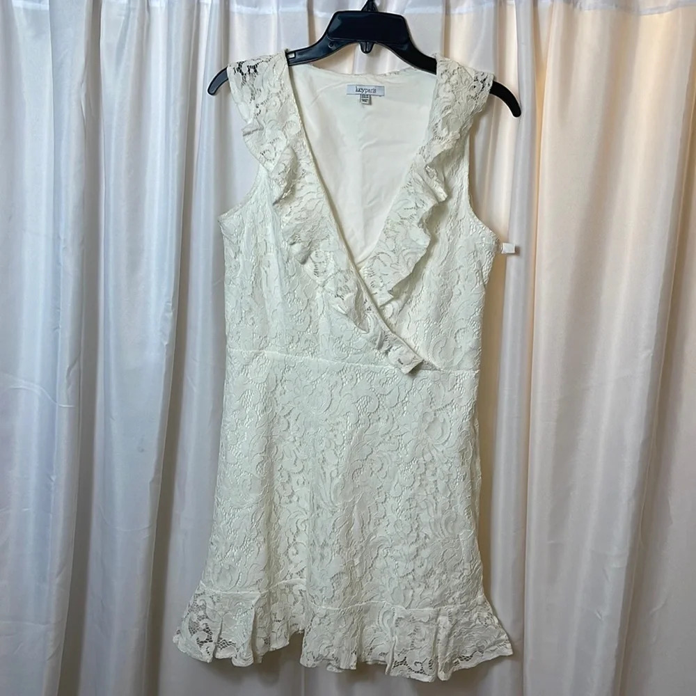 Lucy Paris Dress White Ruffles White Mini Lace Size M
